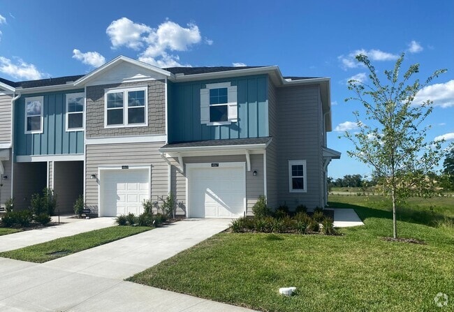 Building Photo - New 3/2.5 End Unit Townhouse!