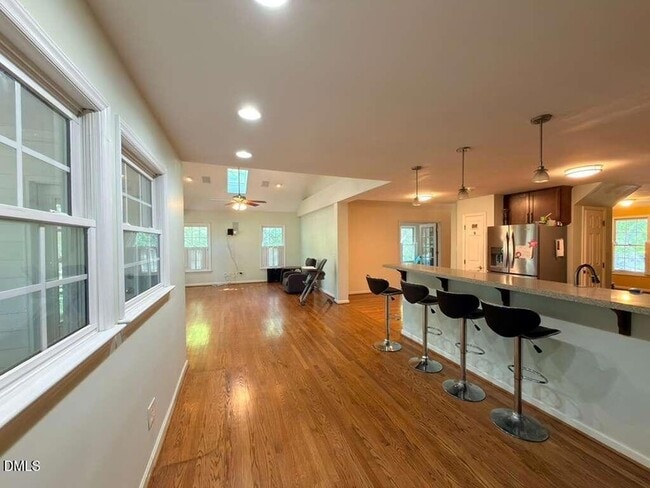 Photo - 109 E Seve Ct