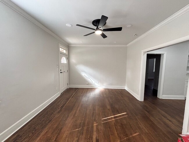Photo - Bungalow in rosewood