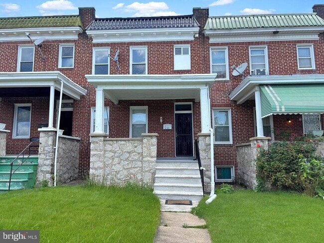 Building Photo - 3130 Normount Ave Rental