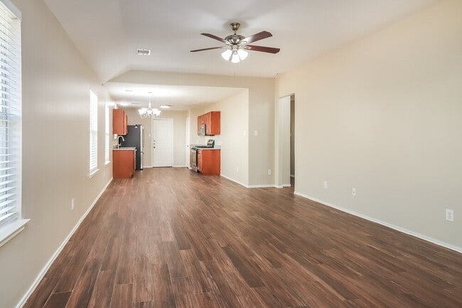 Photo - 4435 Plumeria Ave