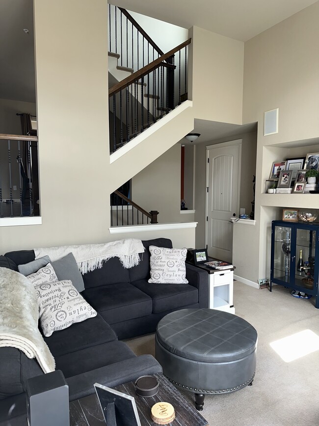 800 Elmhurst Dr