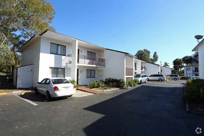 Parkside Villas - Parkside Villas