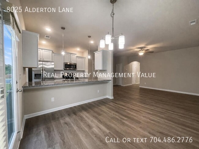 Photo - 8025 Alderton Ln