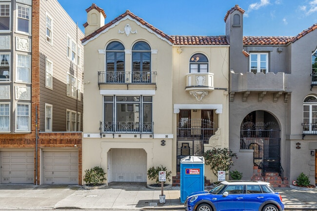 Building Photo - 1721 Beach St Rental