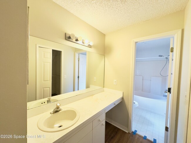 Photo - 858 Villa Dr