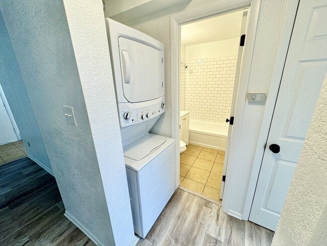 7120 Hooker St Unit 107