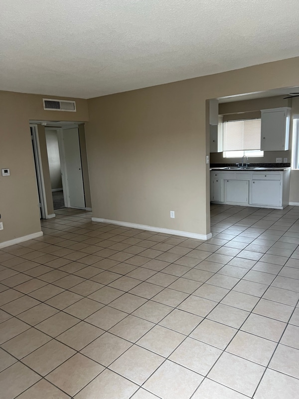 Photo - 2501 Bishop Dr Unit 3