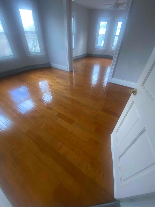 Three Bed Student Apartments for Rent Near Brown University Off