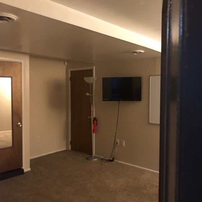 Photo - 426 S Seaview Ave Unit Rear Studio Apt