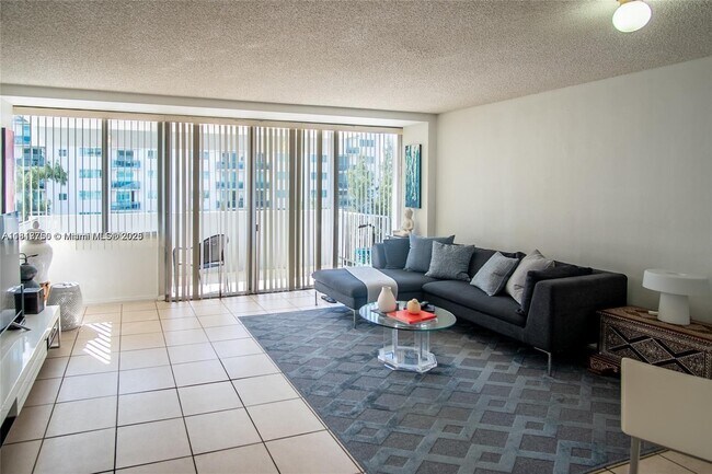 Photo - 7545 E Treasure Dr Condo Unit 4K