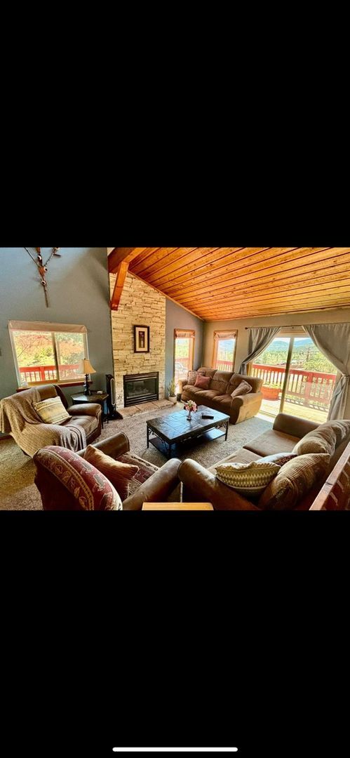 Photo - 100 Red Rock Ct