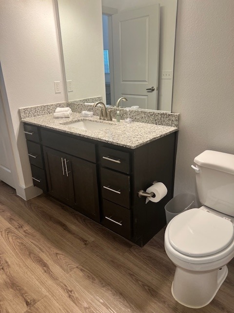 Guest Bathroom in Hallway - Avenue at Sycamore Park