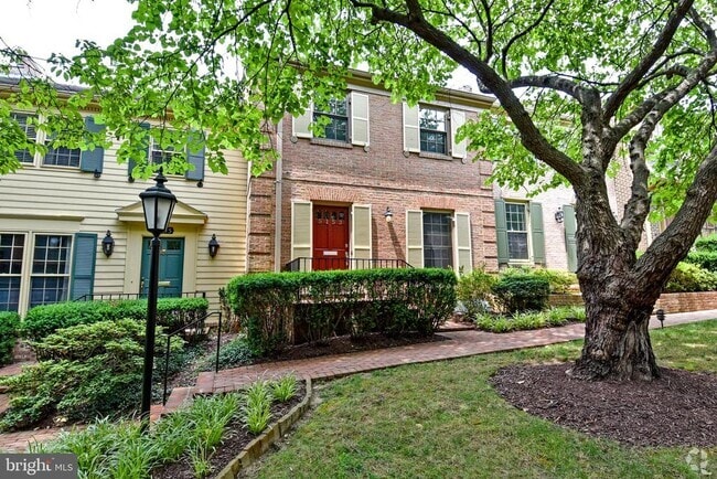 Building Photo - 5153 Westbard Ave Rental