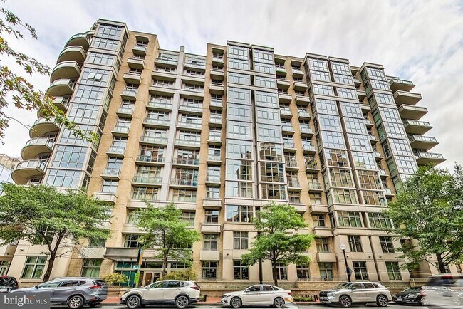 Photo - 811 4th St NW Unidad 112