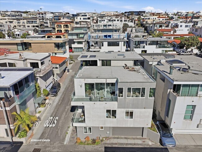 2406 Ocean Dr