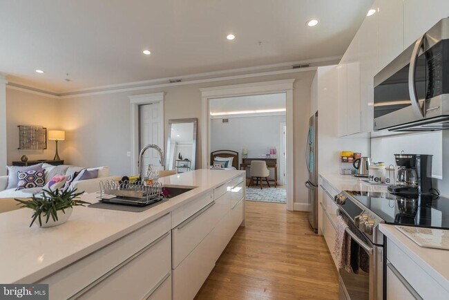 Photo - 1351 Wisconsin Ave NW Unit 3B