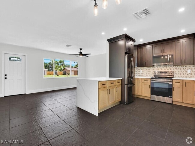 Building Photo - 2431 Kent Ave Rental