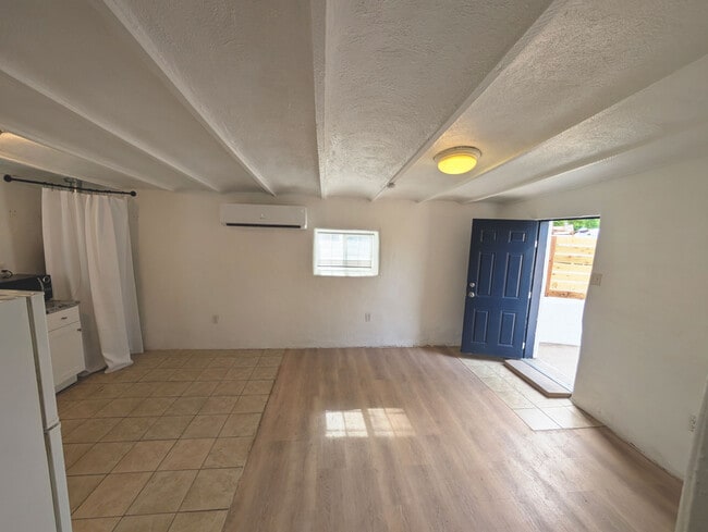 Photo - 1203 Barelas St SW Unidad B