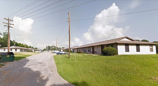 Photo - 668 E Rev Martin Luther King Jr Blvd Apartamento