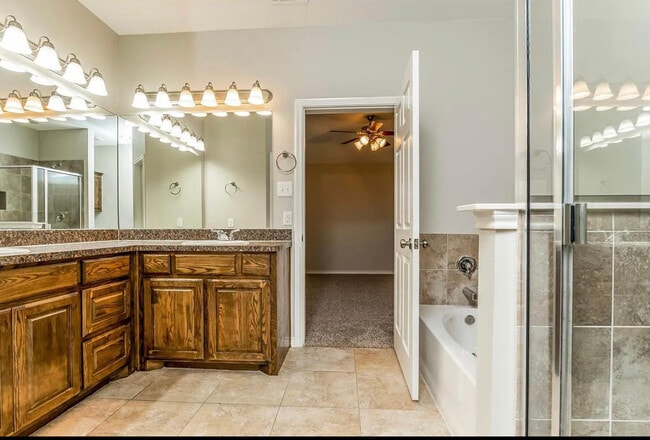 Photo - 622 Hearthstone Dr