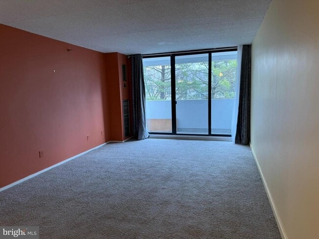 Building Photo - 5911 Edsall Rd Unit 601