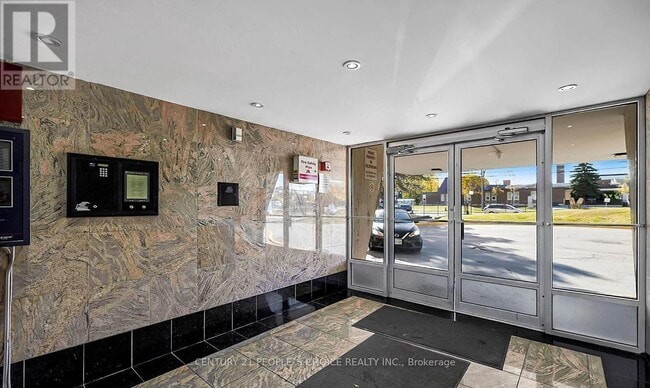 Photo - 2645 Kipling Ave Unit 411