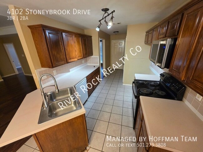Photo - 4102 Stoneybrook Dr