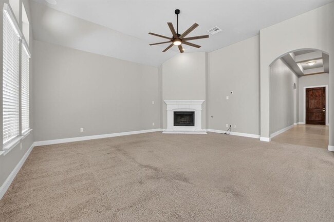 Photo - 21413 Hines Ln