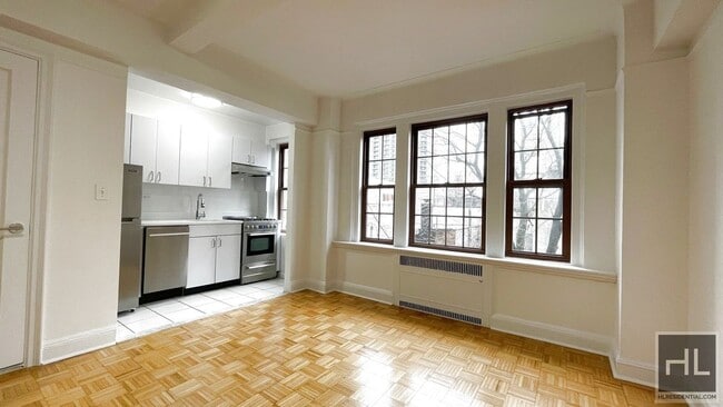 Photo - CRANBERRY STREET Unit 9N