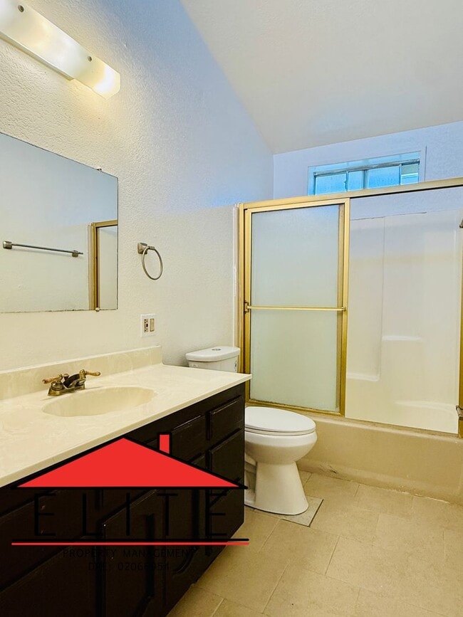 Photo - 332AL Unit #3