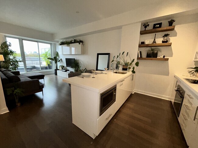 Photo - 156 Portland St