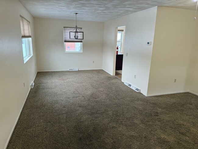 Photo - 2614 Magnolia St