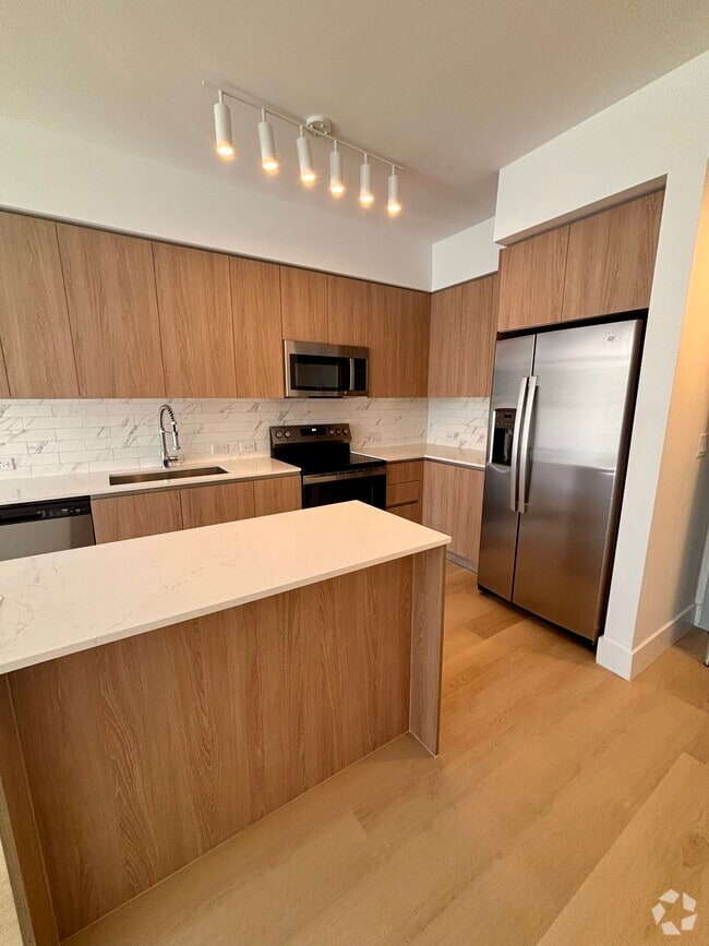 Building Photo - 2596 NE 182nd Ter Unit A2 Rental