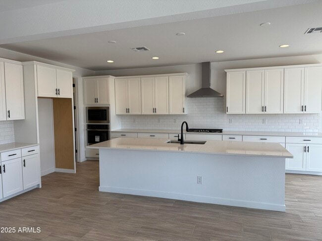 Photo - 40563 W Michaels Dr