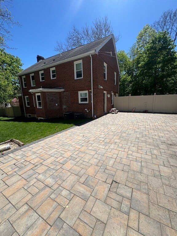 Photo - 82 Arlmont St