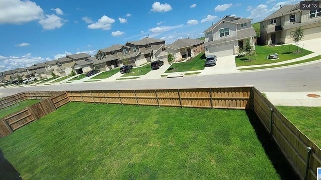 Photo - 561 Pepperbark Loop