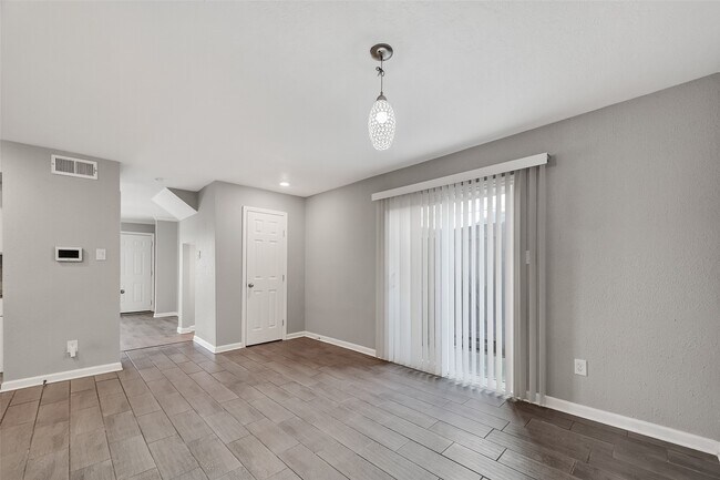 Photo - 1710 Good Day Dr