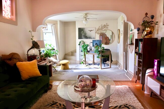 Photo - 215 Grove St