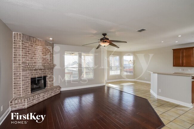 6122 Kenedy Leaf