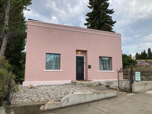 Front of home - 1148 W Park