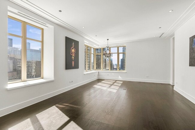 Photo - 118 E Erie St Unidad 25D