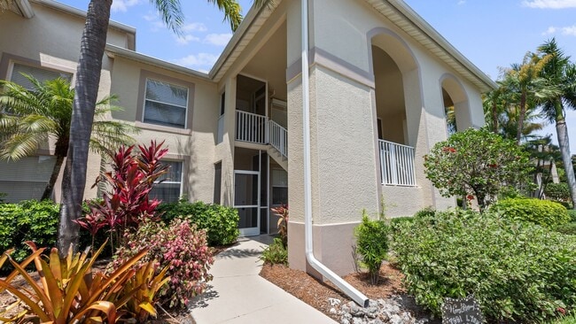 Photo - SEASONAL RENTAL IN STONEYBROOK IN ESTERO!! Unidad 21361 Lancaster Run #225