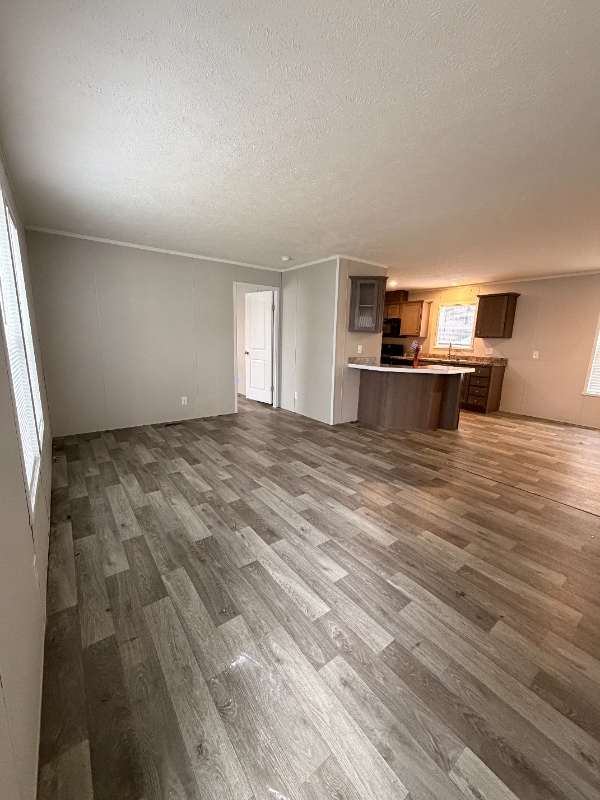 Photo - 197 Parker Lake Dr