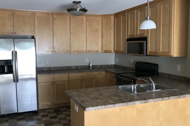 Kitchen - 1736 Bennett St Unit Townhome
