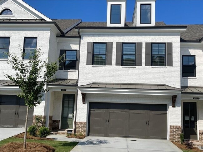 Photo - 4807 Larkin Pass