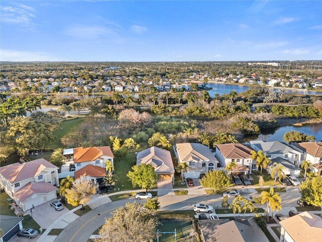 Photo - 17491 SW 33rd St