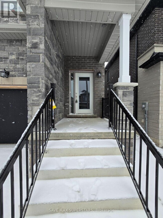 Photo - 17 Barnyard Trl