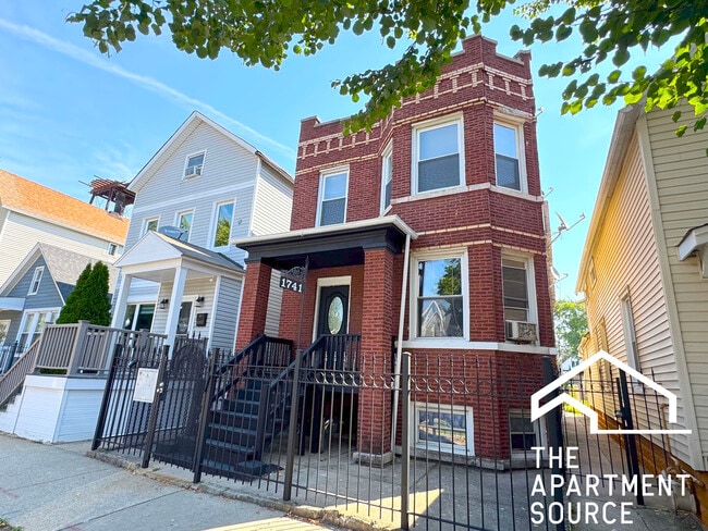 Building Photo - 1741 N Central Park Ave Unit 2 Rental