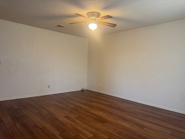 Photo - Charming 2-Bedroom Duplex with Fenced Backyard, Steps from the Colorado River